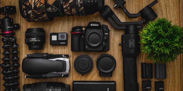 The-Essentials-of-a-Travel-Photography-Items-photographydaily